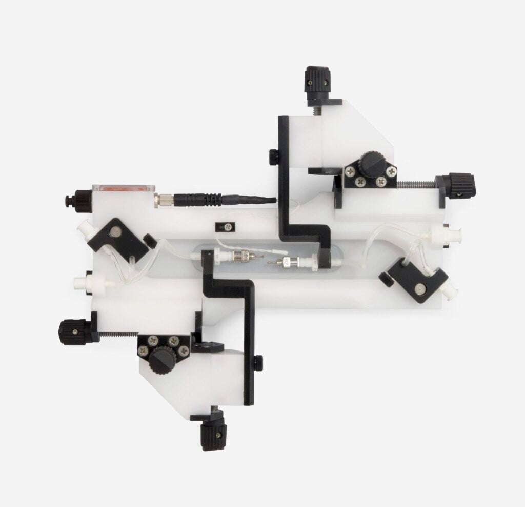 Linear Alignment Large Vessel Chamber